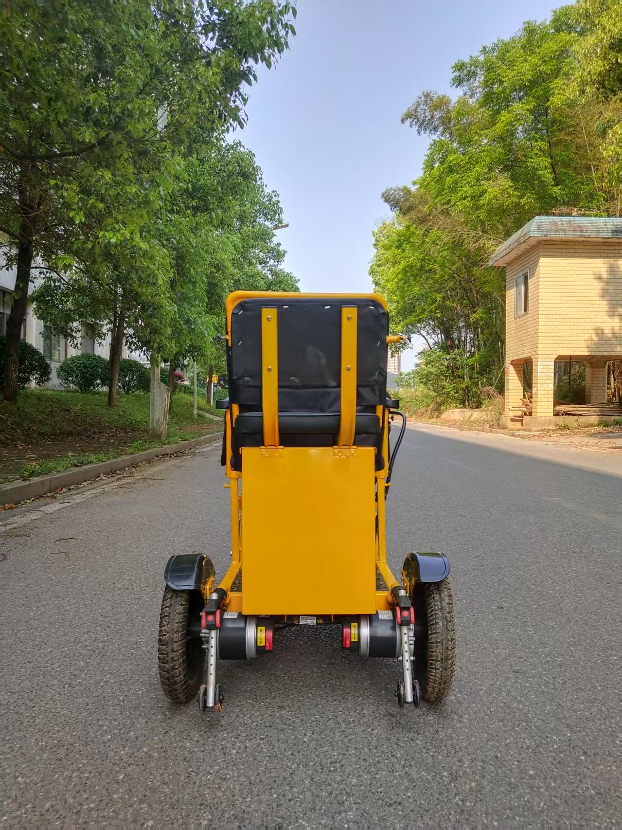 老年代步車